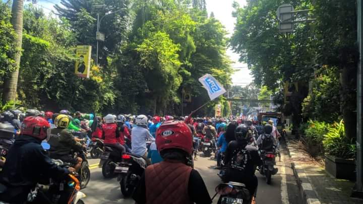 Demo Buruh Sukabumi Hari ini. Foto @infosukabmi_